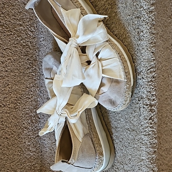 NWOB Free People Champmin Double Stack Creme Tie Sneakers/Espadrilles Sz 38 - Picture 1 of 7